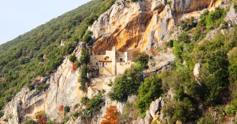 Alla scoperta dell’Eremo di Pale